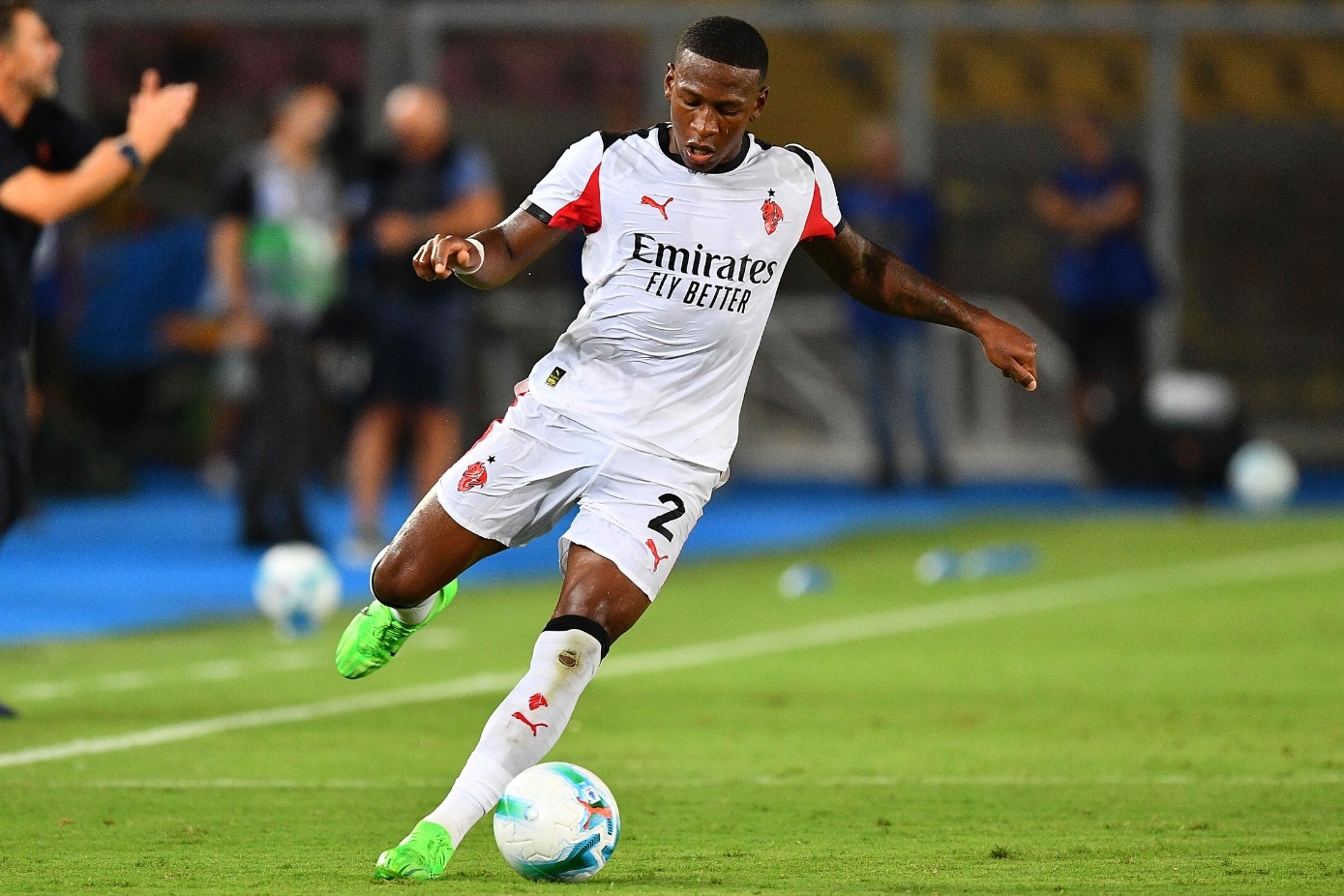 v体育-瑞天空：米兰愿听取对埃斯图皮尼安的报价，需收回约1400万欧